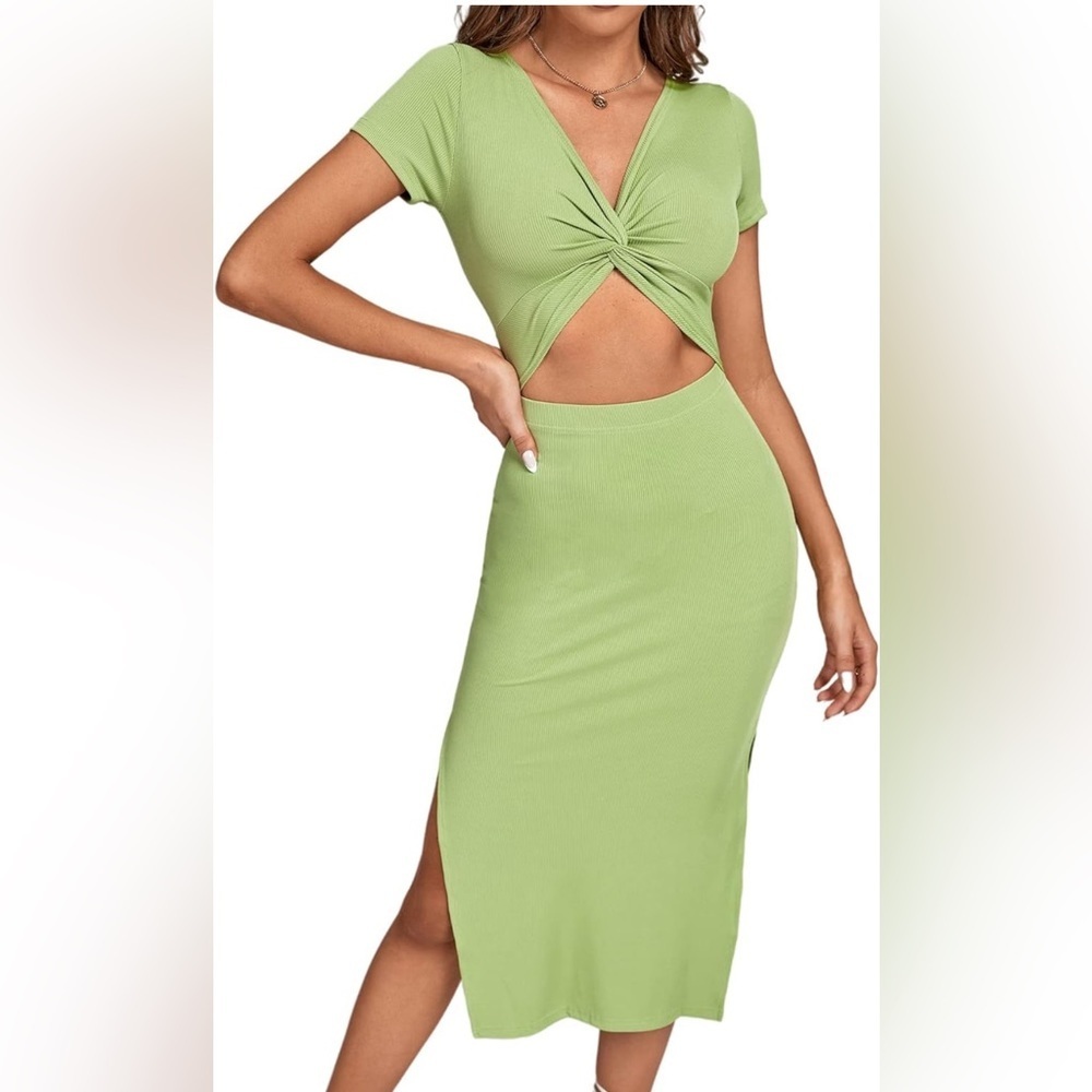 💕LYANER Women's Twist Front Cut Out Split Hem V Neck Short Sleeve Knit Mi…